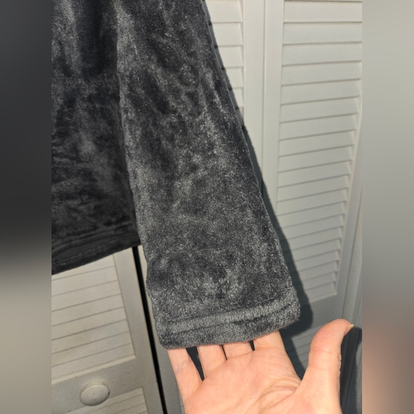 Disney 100 Women's S Thumper Fleece Sleepwear Top - Picture 4 of 12